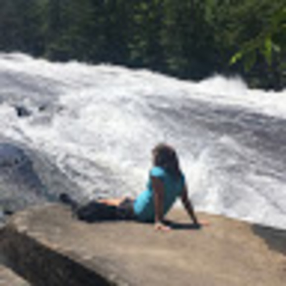 Meet your Posher, Mary - Picture 1 of 1